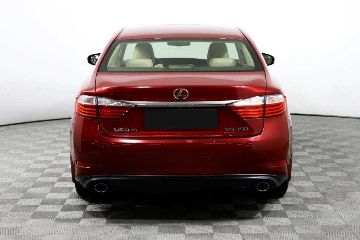 Lexus ES с пробегом — 2013 год. Фото: #5