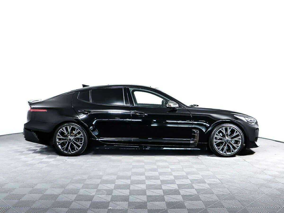 Kia Stinger с пробегом — 2018 год. Фото: #3