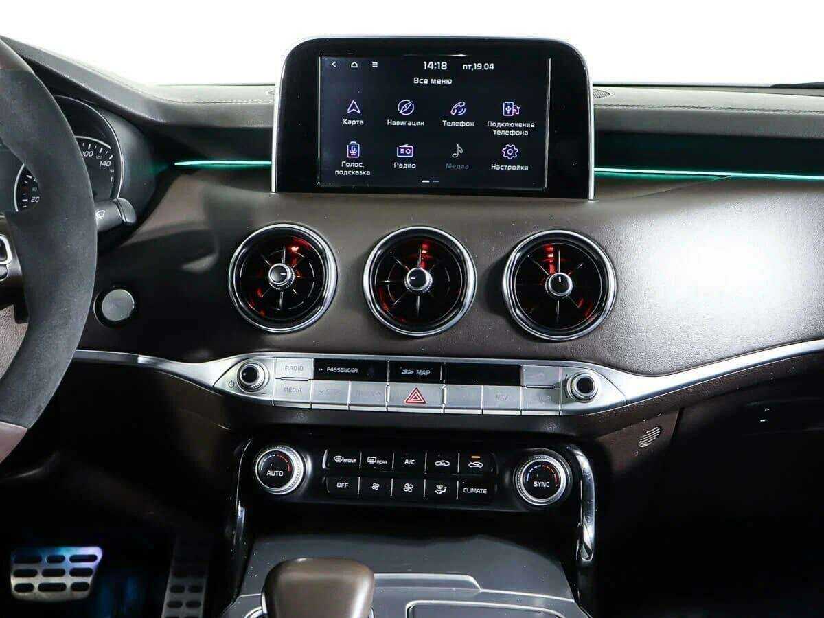 Kia Stinger с пробегом — 2018 год. Фото: #12