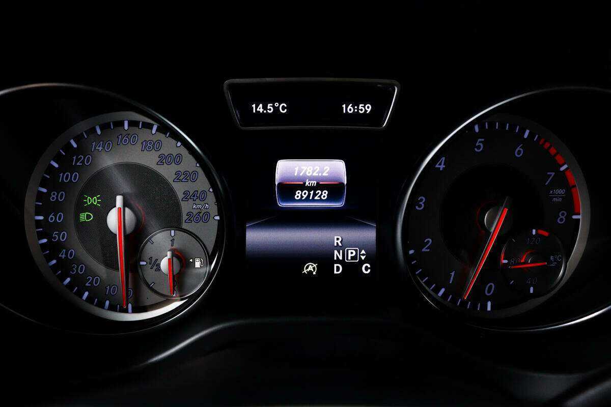 Mercedes-Benz GLA с пробегом — 2016 год. Фото: #9