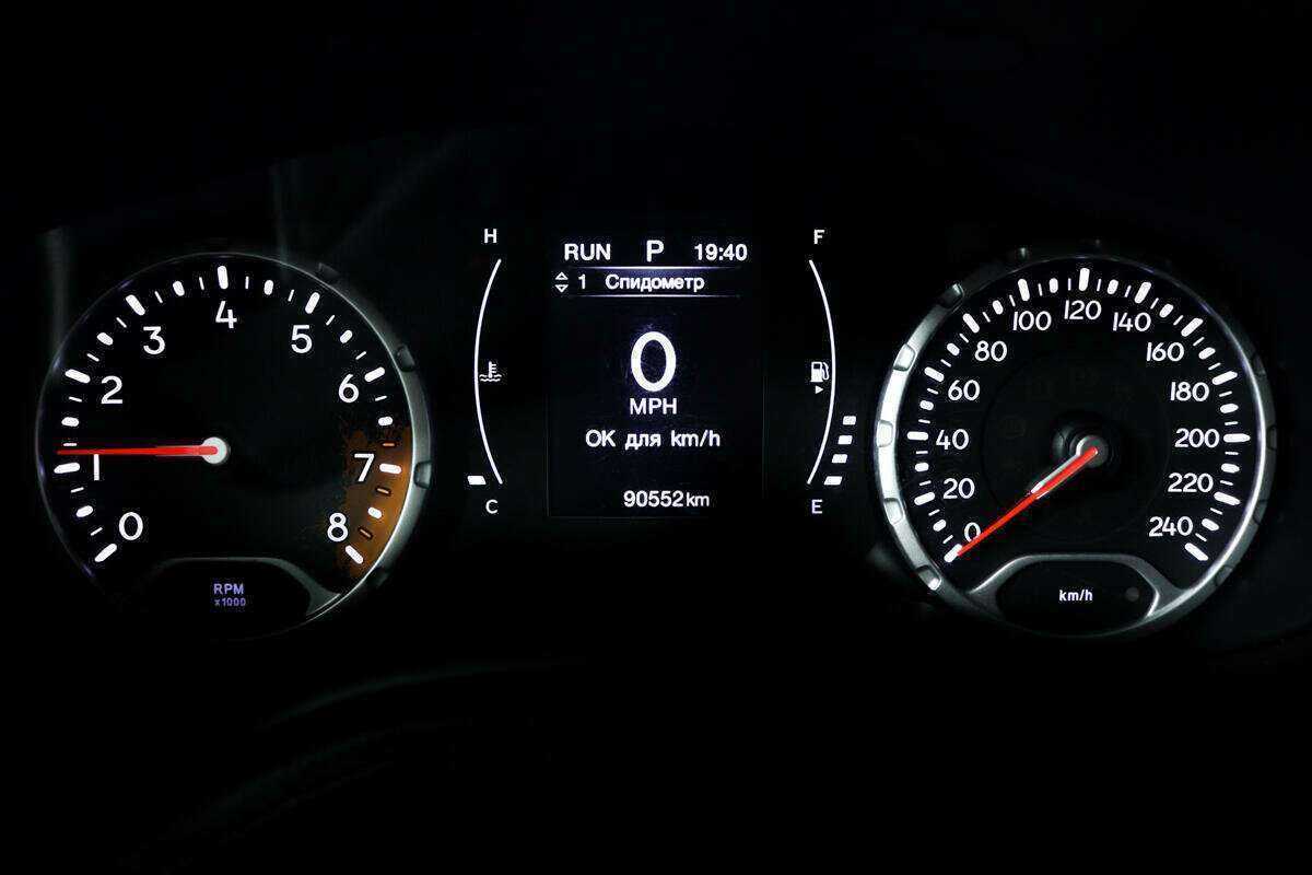 Jeep Renegade с пробегом — 2018 год. Фото: #9