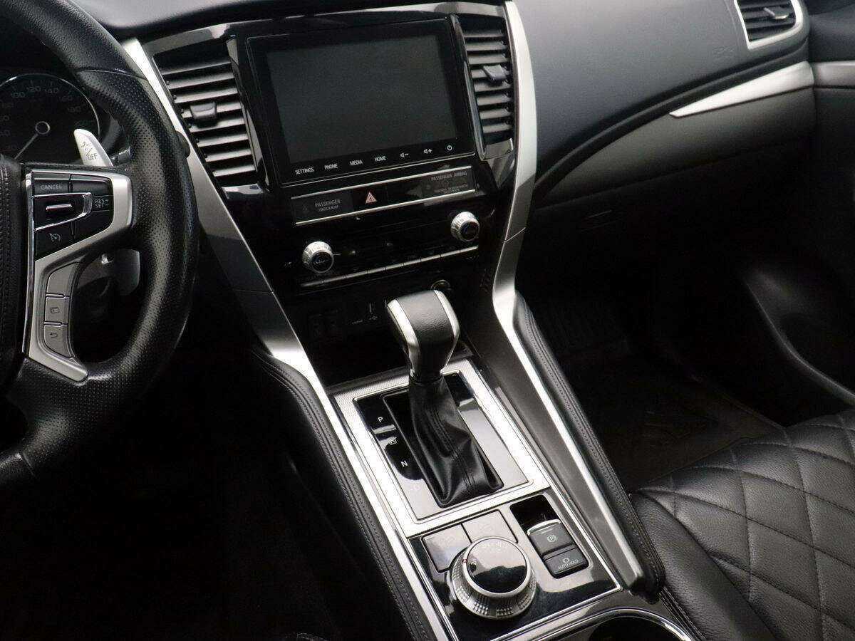 Mitsubishi Pajero Sport с пробегом — 2021 год. Фото: #14