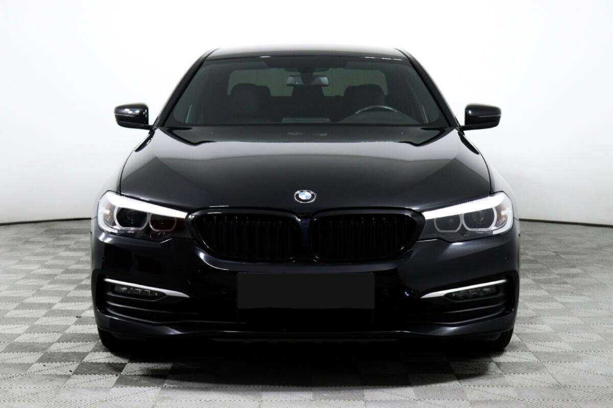 BMW 5 серии с пробегом — 2018 год. Фото: #1
