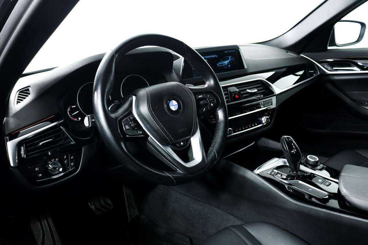BMW 5 серии с пробегом — 2018 год. Фото: #12