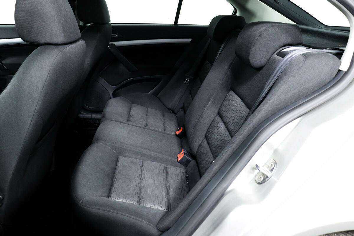 Skoda Octavia с пробегом — 2011 год. Фото: #11