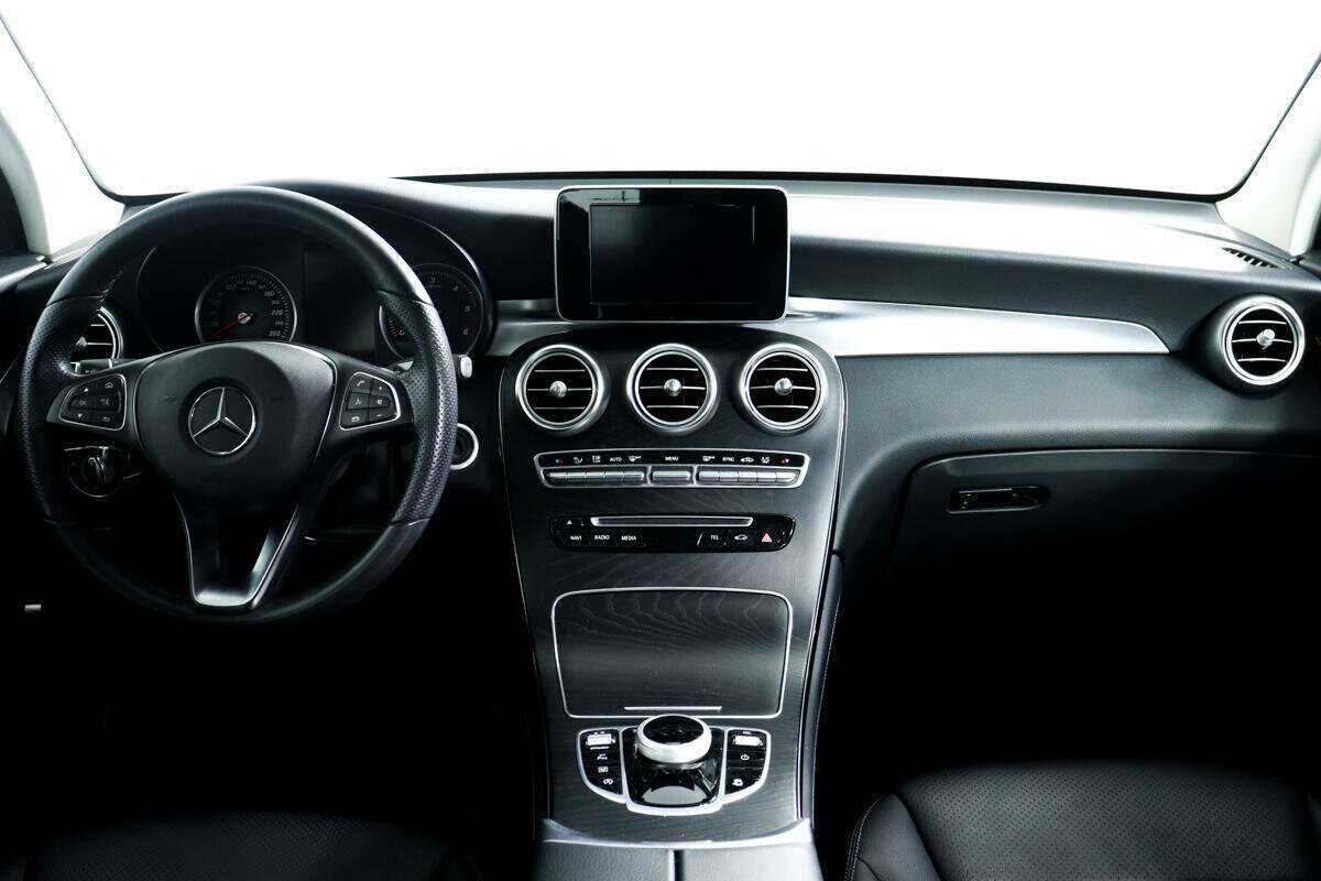Mercedes-Benz GLC с пробегом — 2018 год. Фото: #10