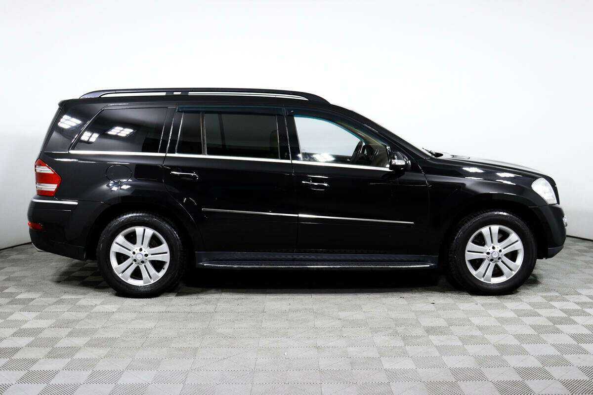 Mercedes-Benz GL-Класс с пробегом — 2007 год. Фото: #3