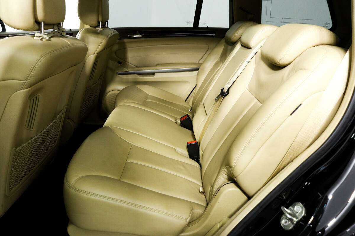 Mercedes-Benz GL-Класс с пробегом — 2007 год. Фото: #11