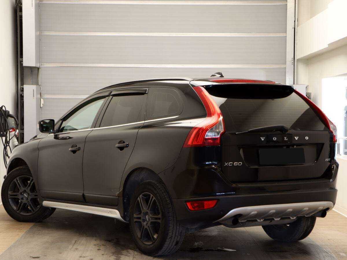 Volvo XC60 с пробегом — 2010 год. Фото: #4