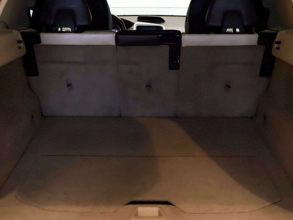 Volvo XC60 с пробегом — 2010 год. Фото: #8