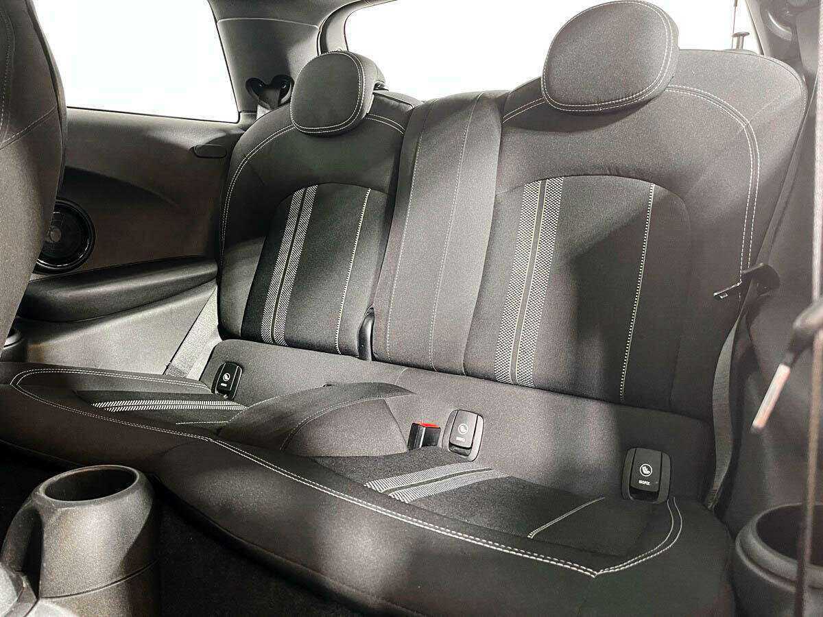 Mini Hatch с пробегом — 2018 год. Фото: #7