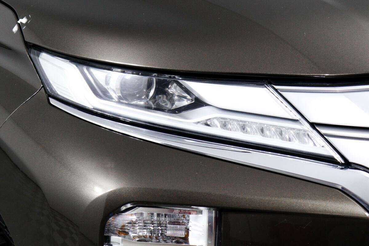 Mitsubishi Montero Sport с пробегом — 2022 год. Фото: #15