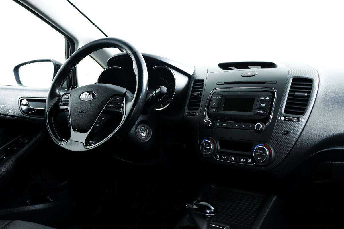 Kia Cerato с пробегом — 2018 год. Фото: #7