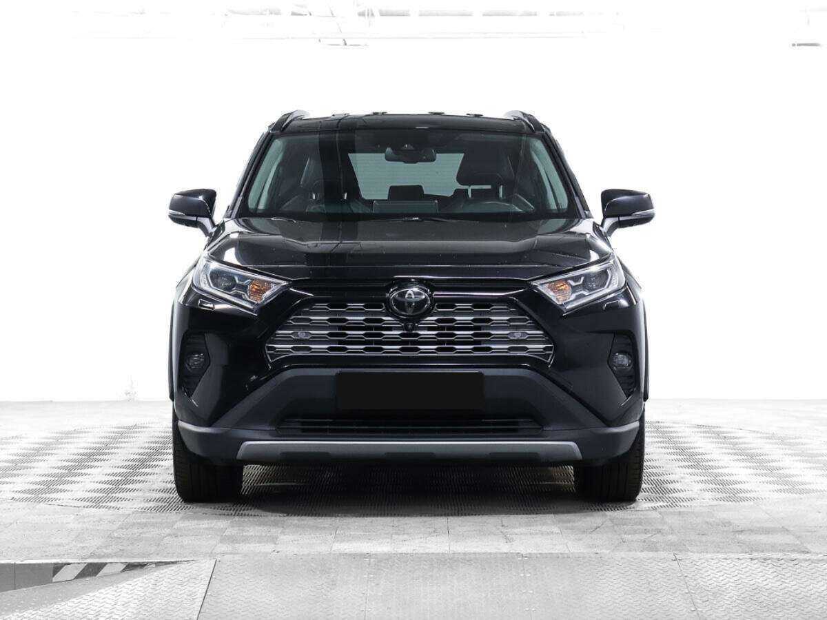 Toyota RAV4 с пробегом — 2019 год. Фото: #1
