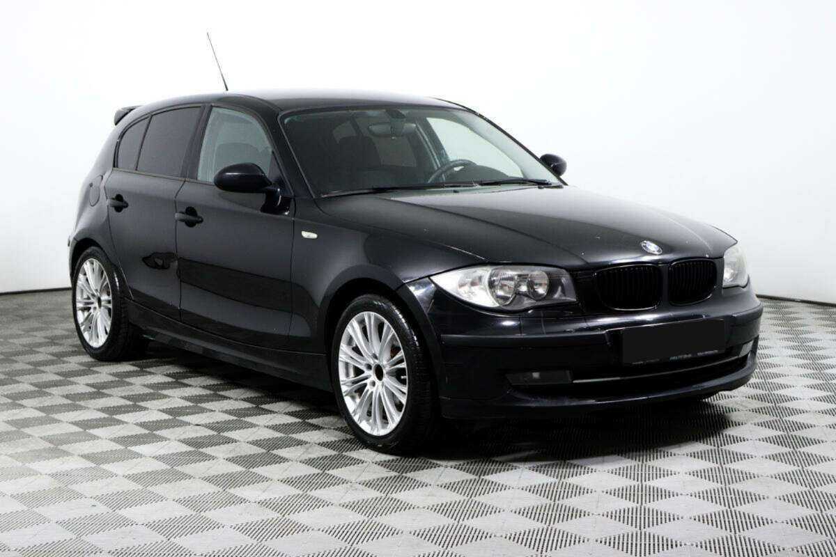 BMW 1 серии с пробегом — 2008 год. Фото: #2