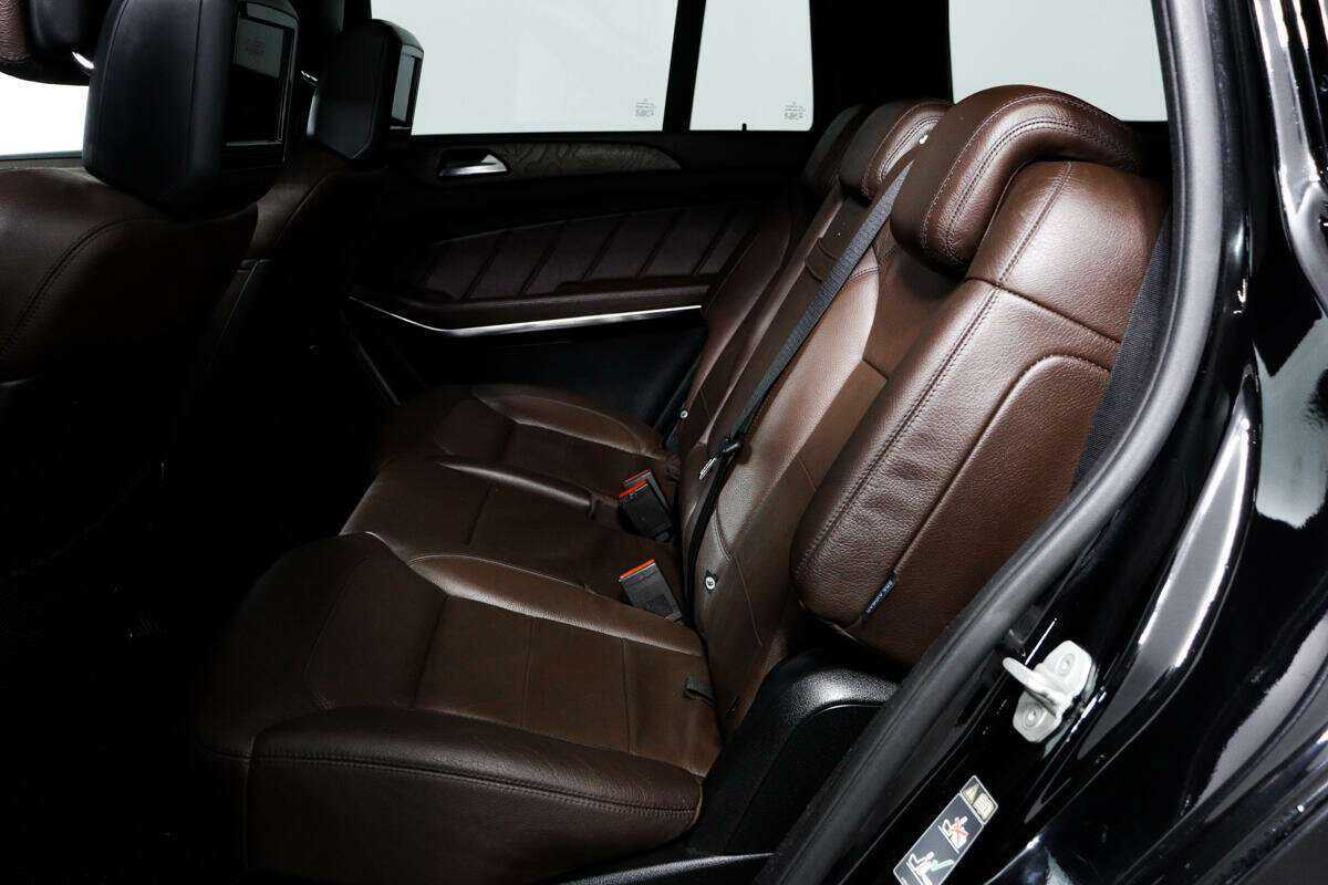 Mercedes-Benz GL-Класс с пробегом — 2014 год. Фото: #11