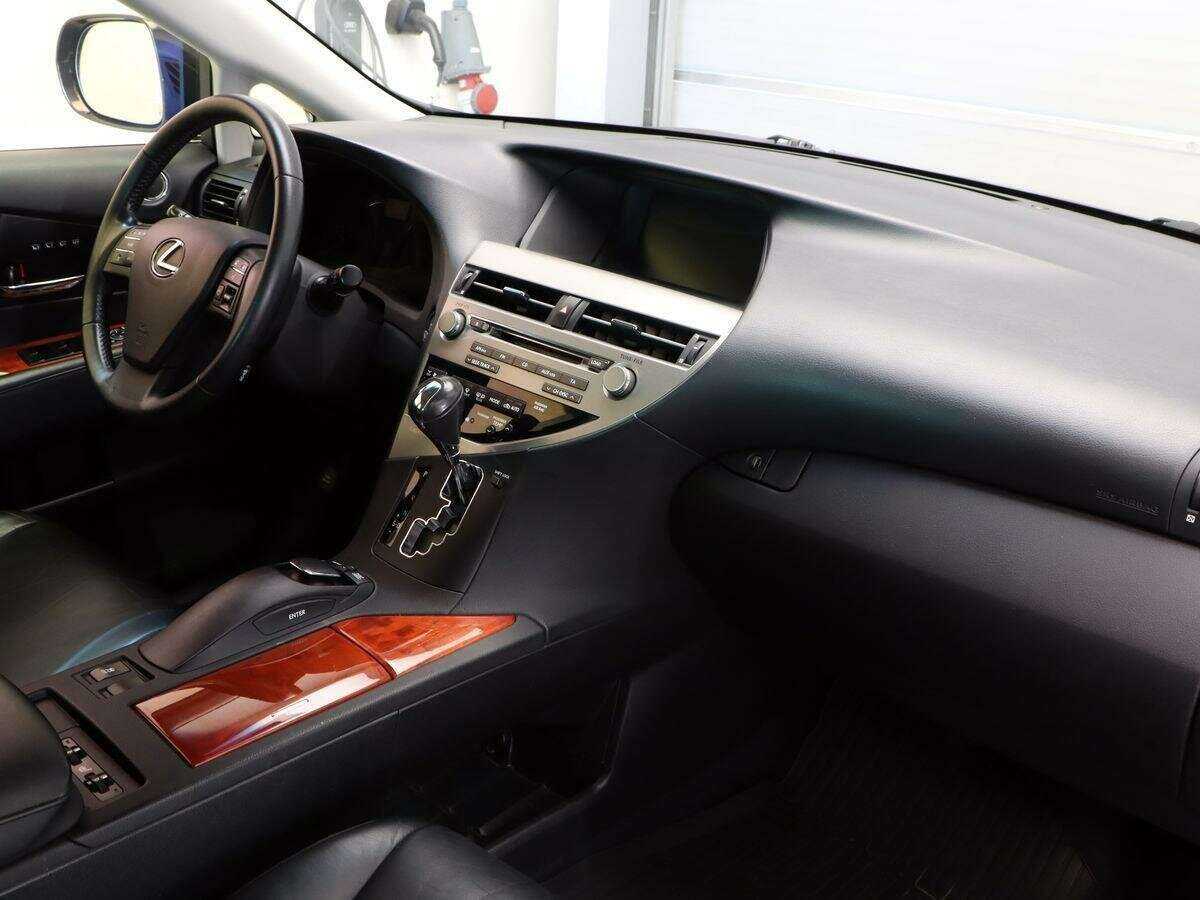 Lexus RX с пробегом — 2011 год. Фото: #6