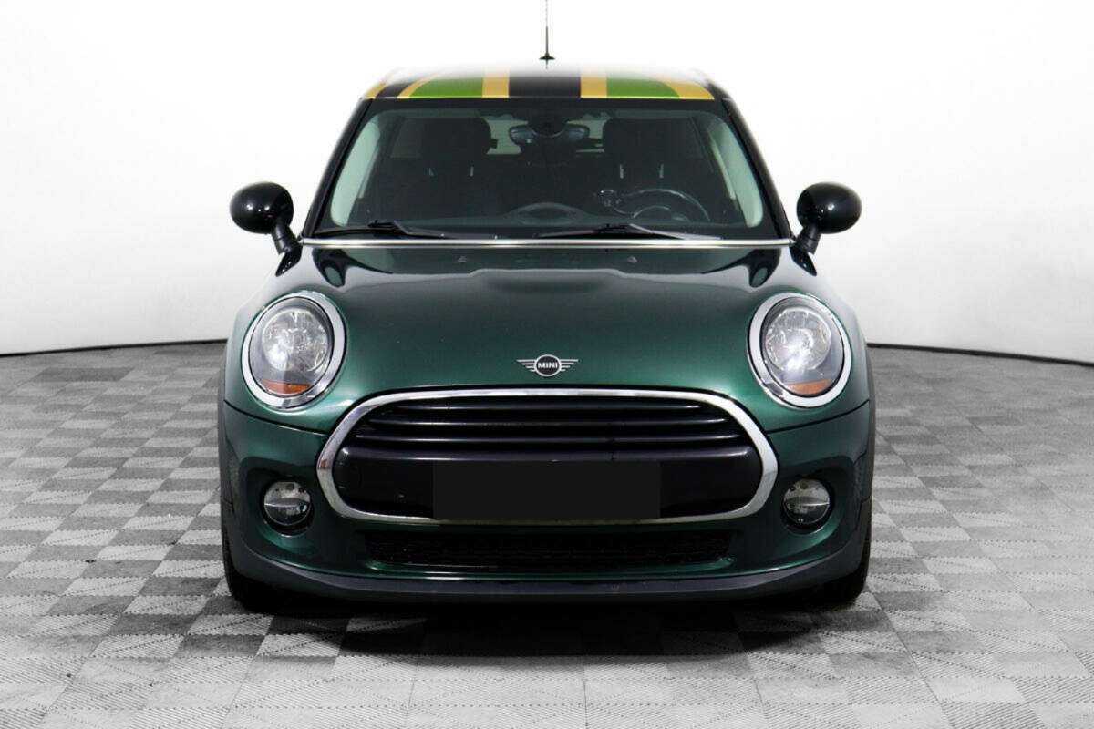 Mini Hatch с пробегом — 2018 год. Фото: #1