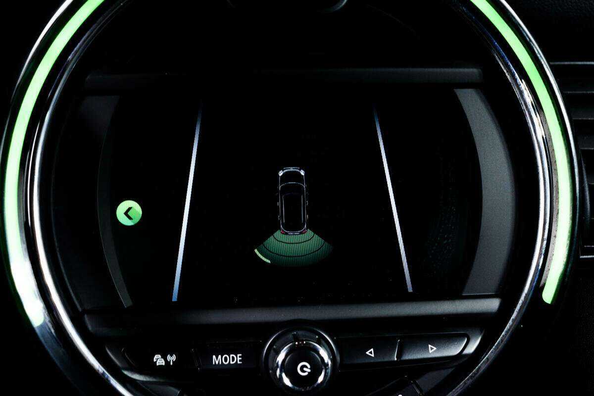 Mini Hatch с пробегом — 2018 год. Фото: #13