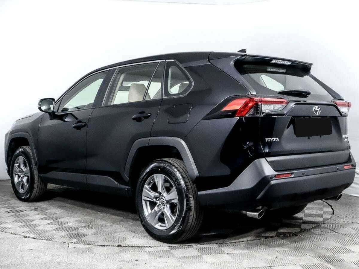 Toyota RAV4 с пробегом — 2022 год. Фото: #3