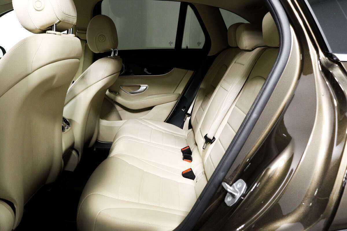 Mercedes-Benz GLC с пробегом — 2016 год. Фото: #11