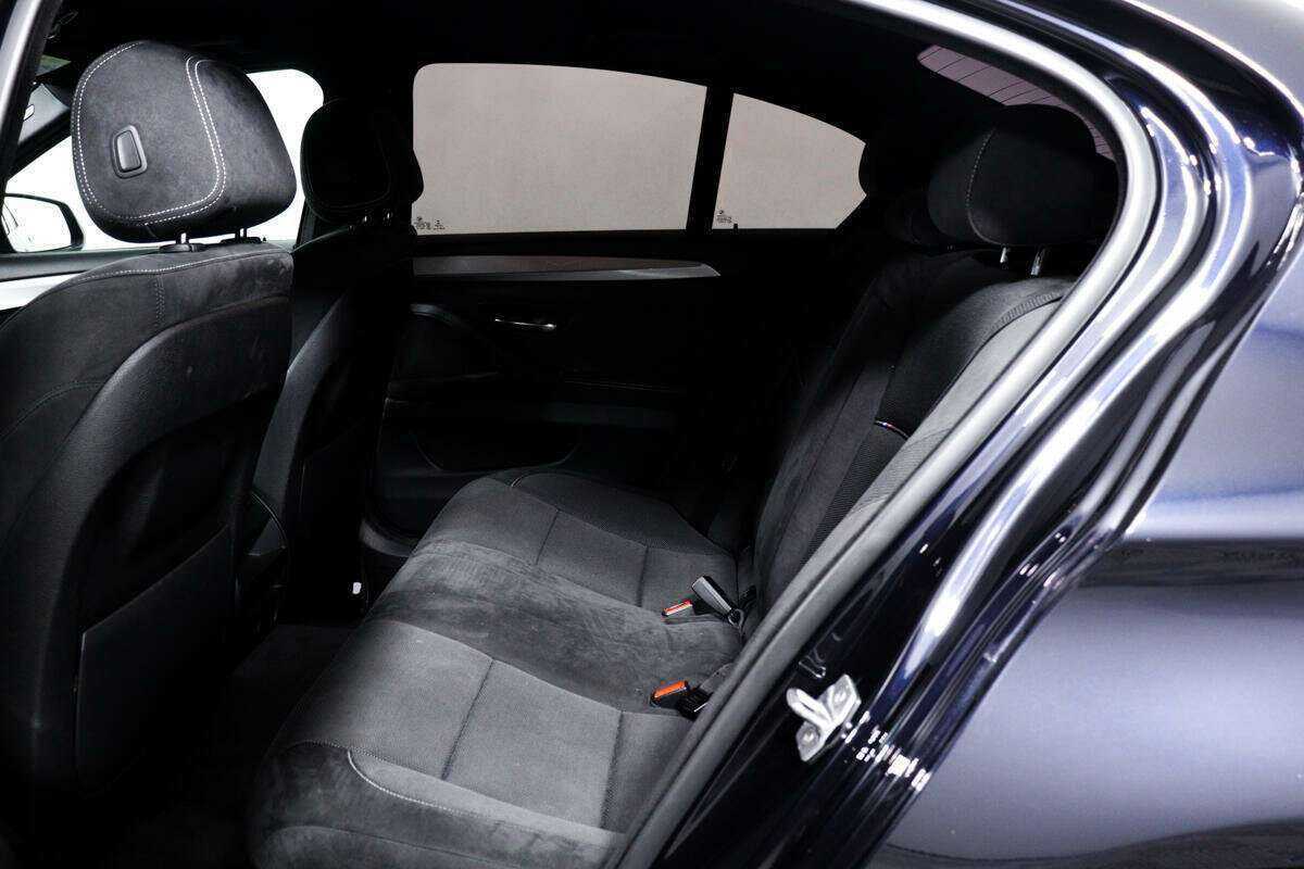 BMW 5 серии с пробегом — 2016 год. Фото: #11