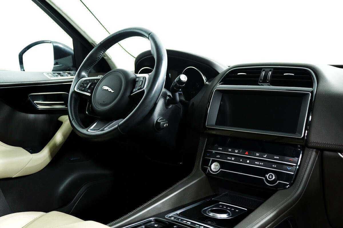 Jaguar F-Pace с пробегом — 2019 год. Фото: #8