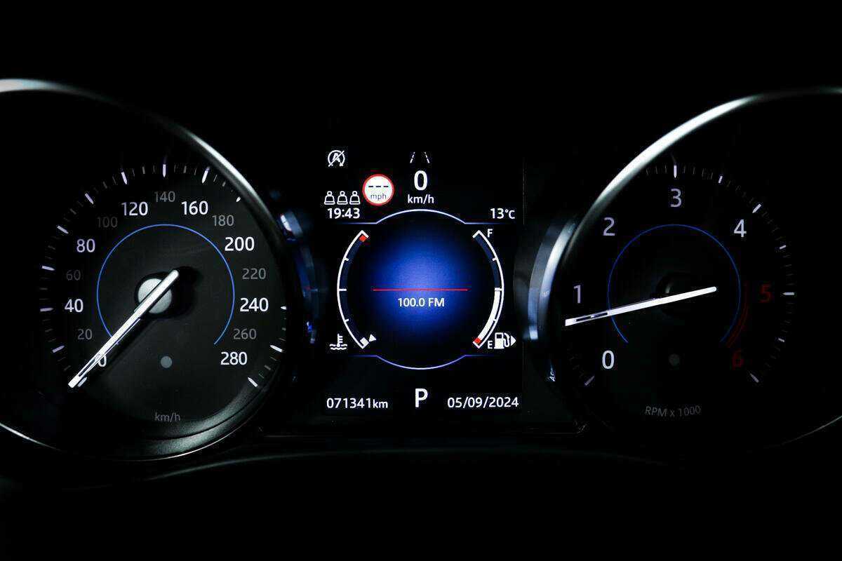 Jaguar F-Pace с пробегом — 2019 год. Фото: #9