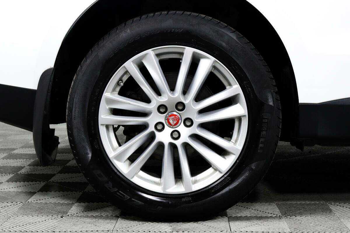 Jaguar F-Pace с пробегом — 2019 год. Фото: #13