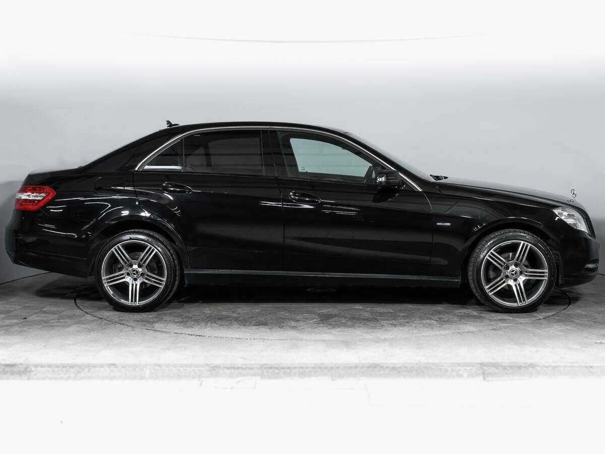 Mercedes-Benz E-Класс с пробегом — 2012 год. Фото: #3