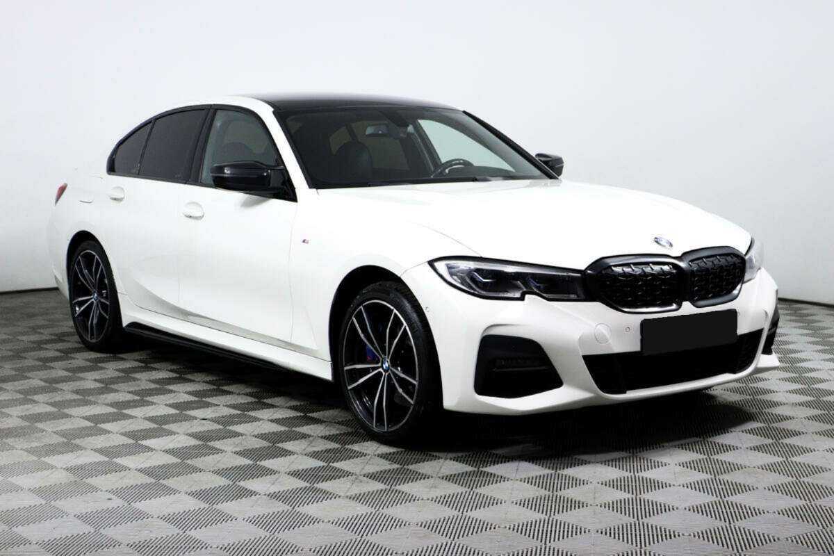 BMW 3 серии с пробегом — 2019 год. Фото: #2