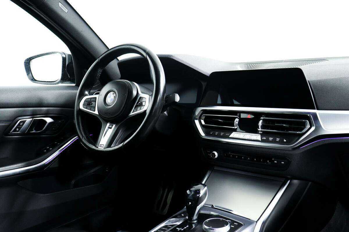 BMW 3 серии с пробегом — 2019 год. Фото: #8