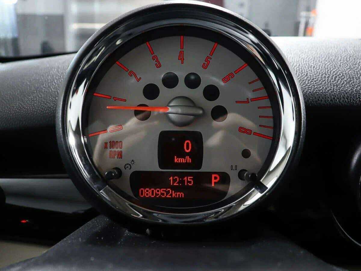 Mini Hatch с пробегом — 2012 год. Фото: #10