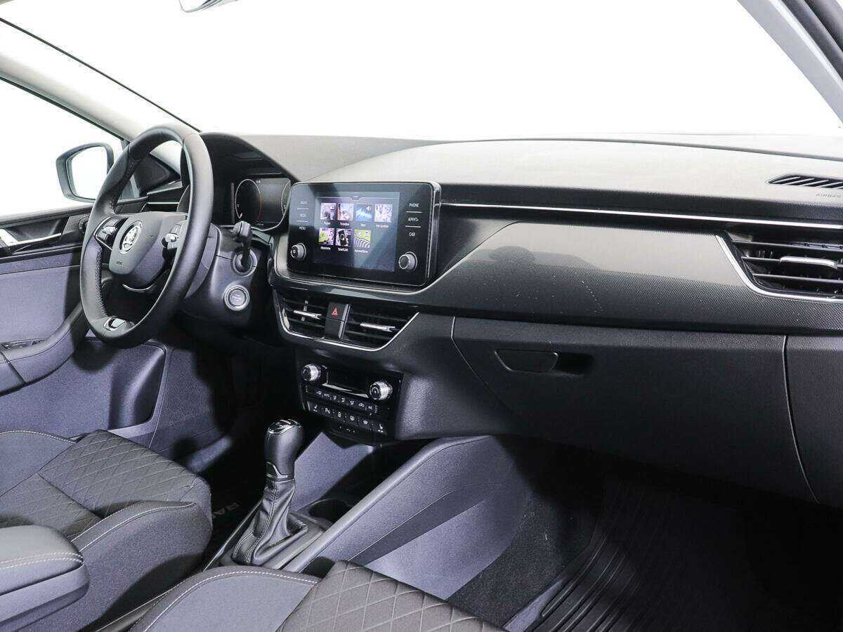 Skoda Rapid с пробегом — 2022 год. Фото: #8