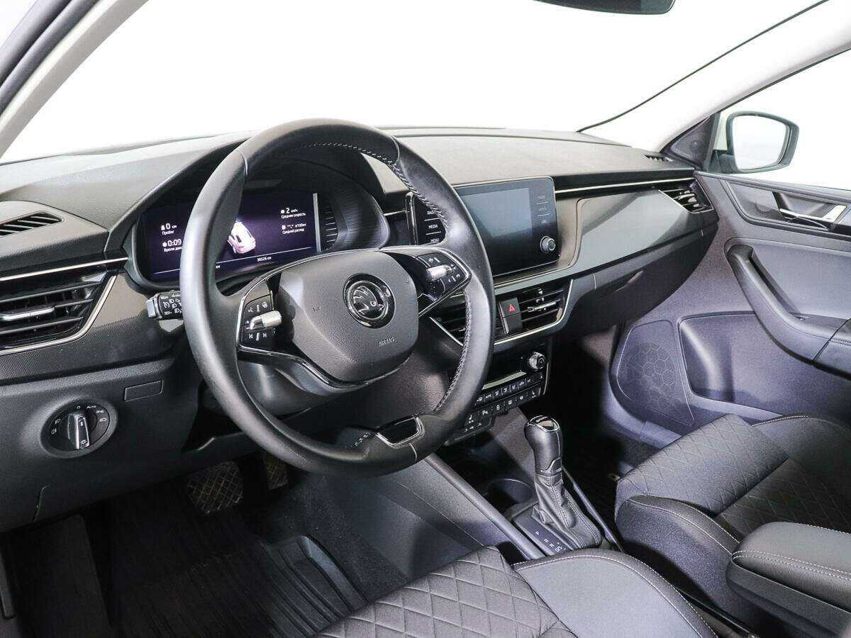 Skoda Rapid с пробегом — 2022 год. Фото: #12