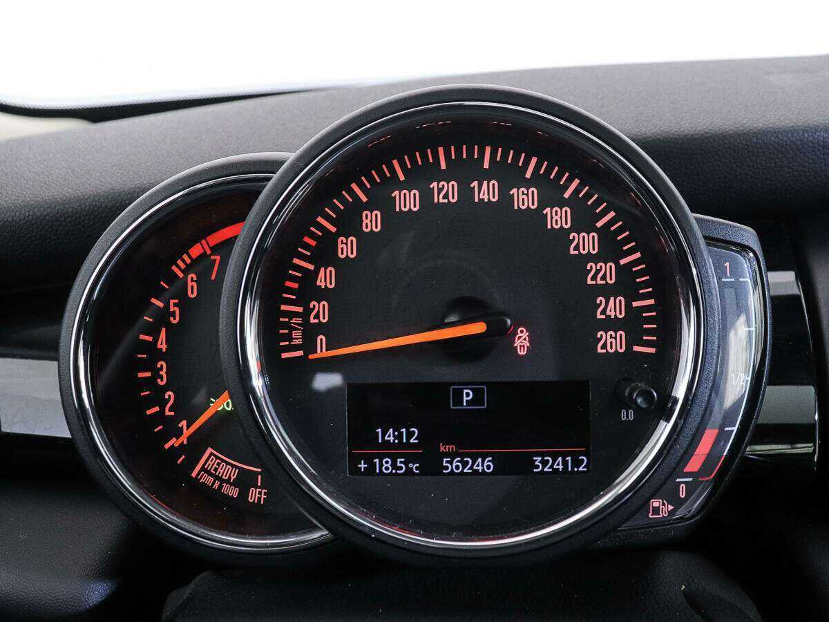 Mini Hatch с пробегом — 2021 год. Фото: #10