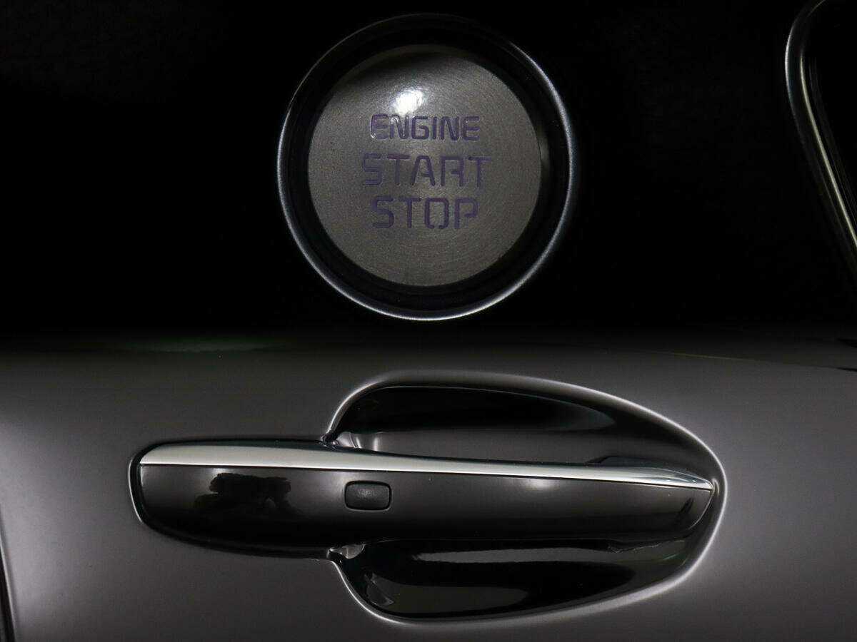 Kia K900 с пробегом — 2019 год. Фото: #16