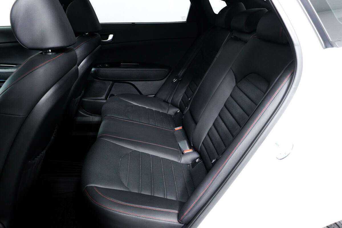 Kia Optima с пробегом — 2018 год. Фото: #11