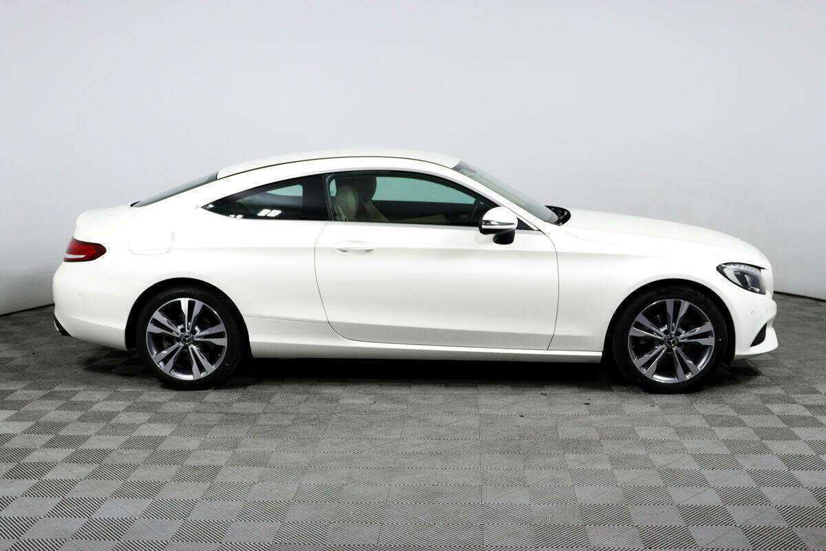 Mercedes-Benz C-Класс с пробегом — 2017 год. Фото: #3