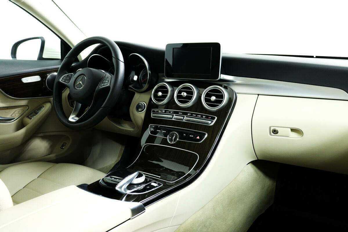 Mercedes-Benz C-Класс с пробегом — 2017 год. Фото: #8