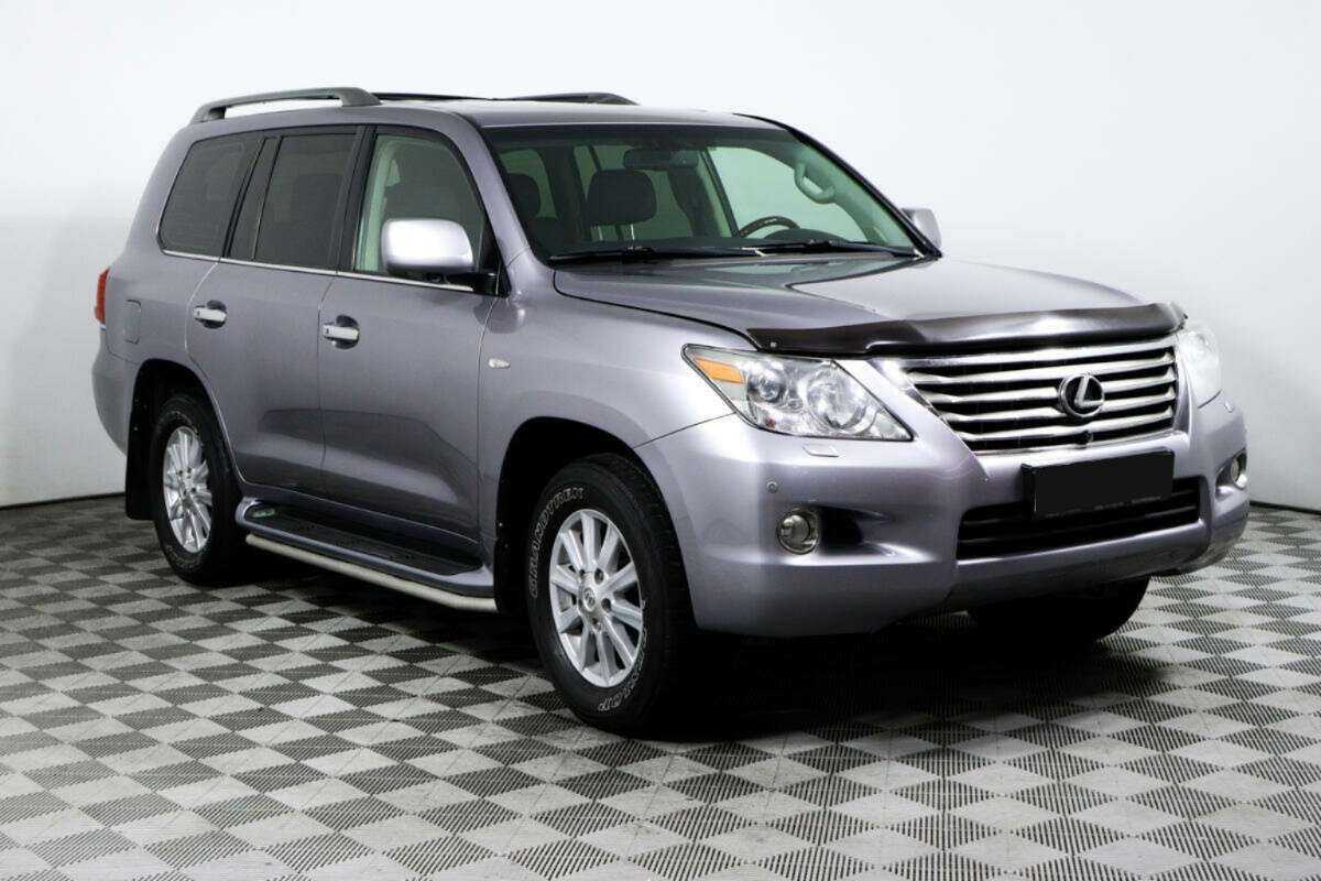 Lexus LX с пробегом — 2008 год. Фото: #2