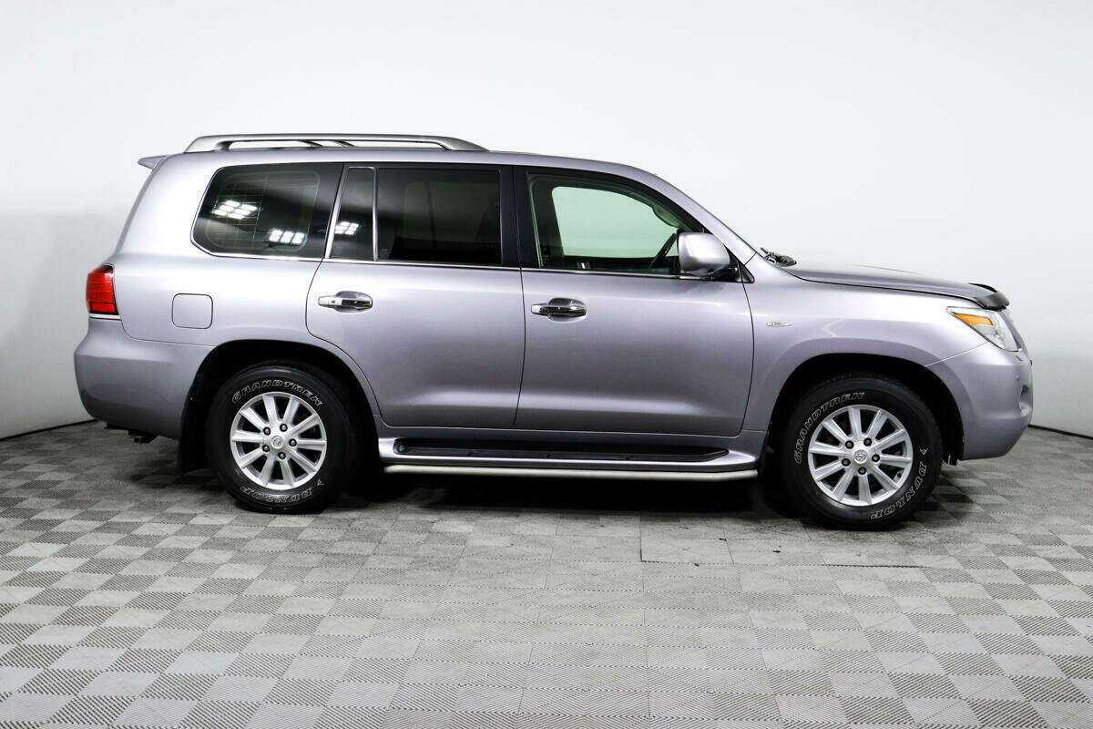 Lexus LX с пробегом — 2008 год. Фото: #3