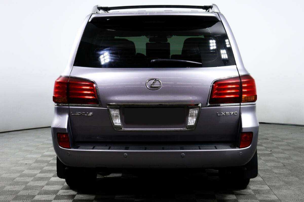 Lexus LX с пробегом — 2008 год. Фото: #5