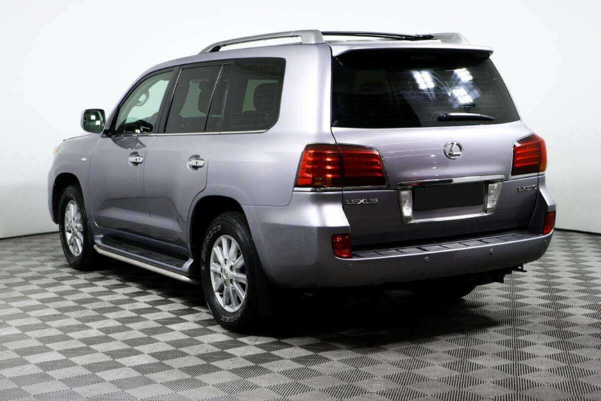 Lexus LX с пробегом — 2008 год. Фото: #6