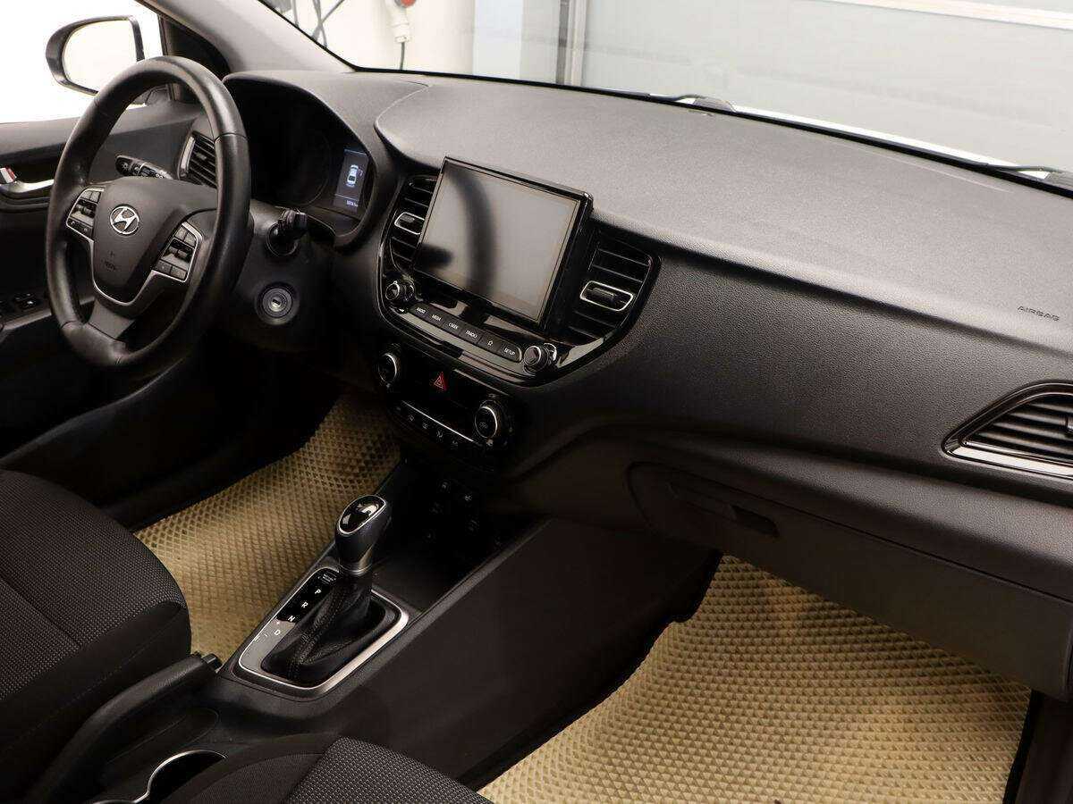 Hyundai Solaris с пробегом — 2020 год. Фото: #6