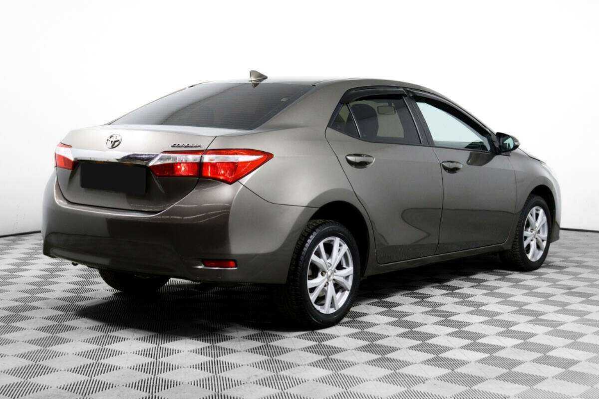 Toyota Corolla с пробегом — 2017 год. Фото: #4