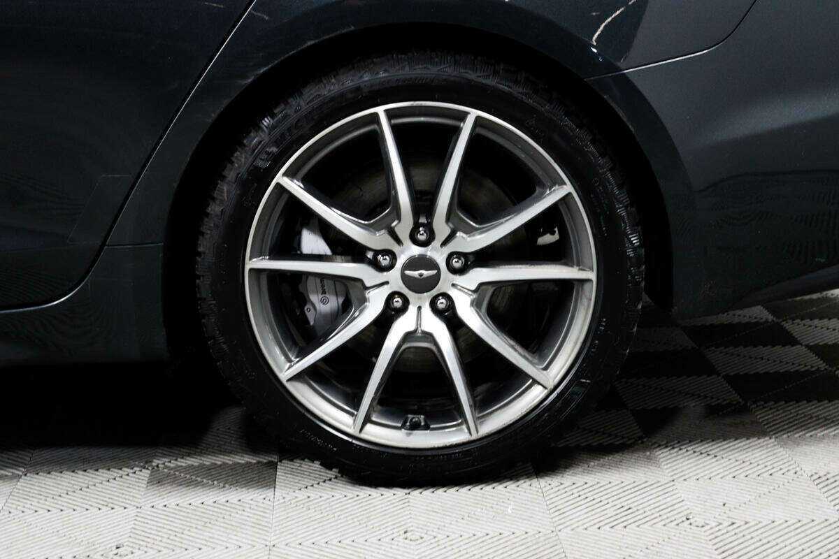 Genesis G70 с пробегом — 2019 год. Фото: #13