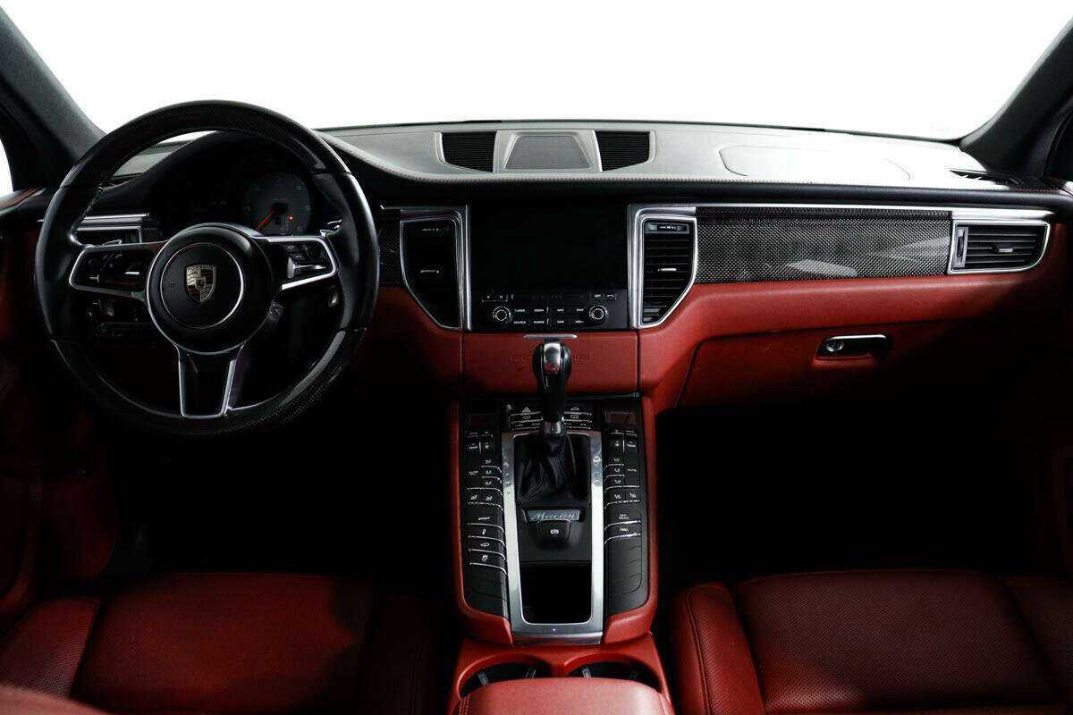 Porsche Macan с пробегом — 2016 год. Фото: #8