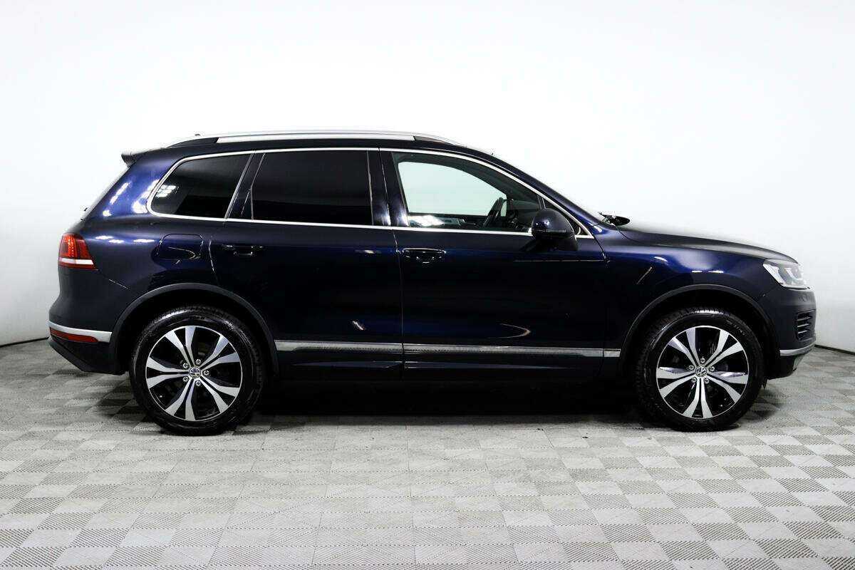 Volkswagen Touareg с пробегом — 2016 год. Фото: #3