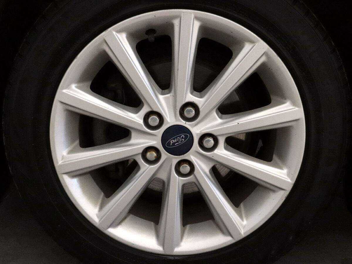 Ford Focus с пробегом — 2017 год. Фото: #19